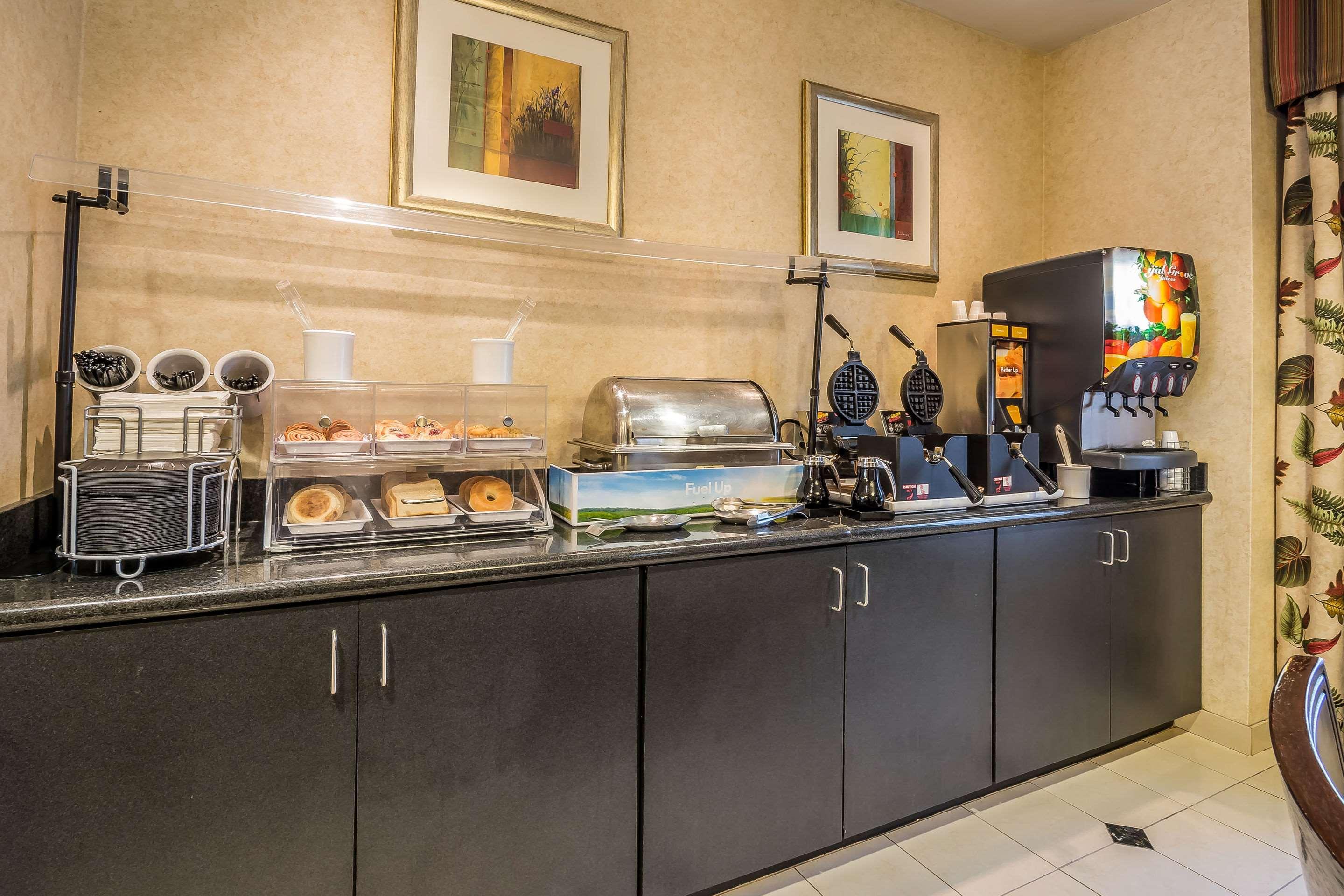 Comfort Suites West Джексонвілл Екстер'єр фото