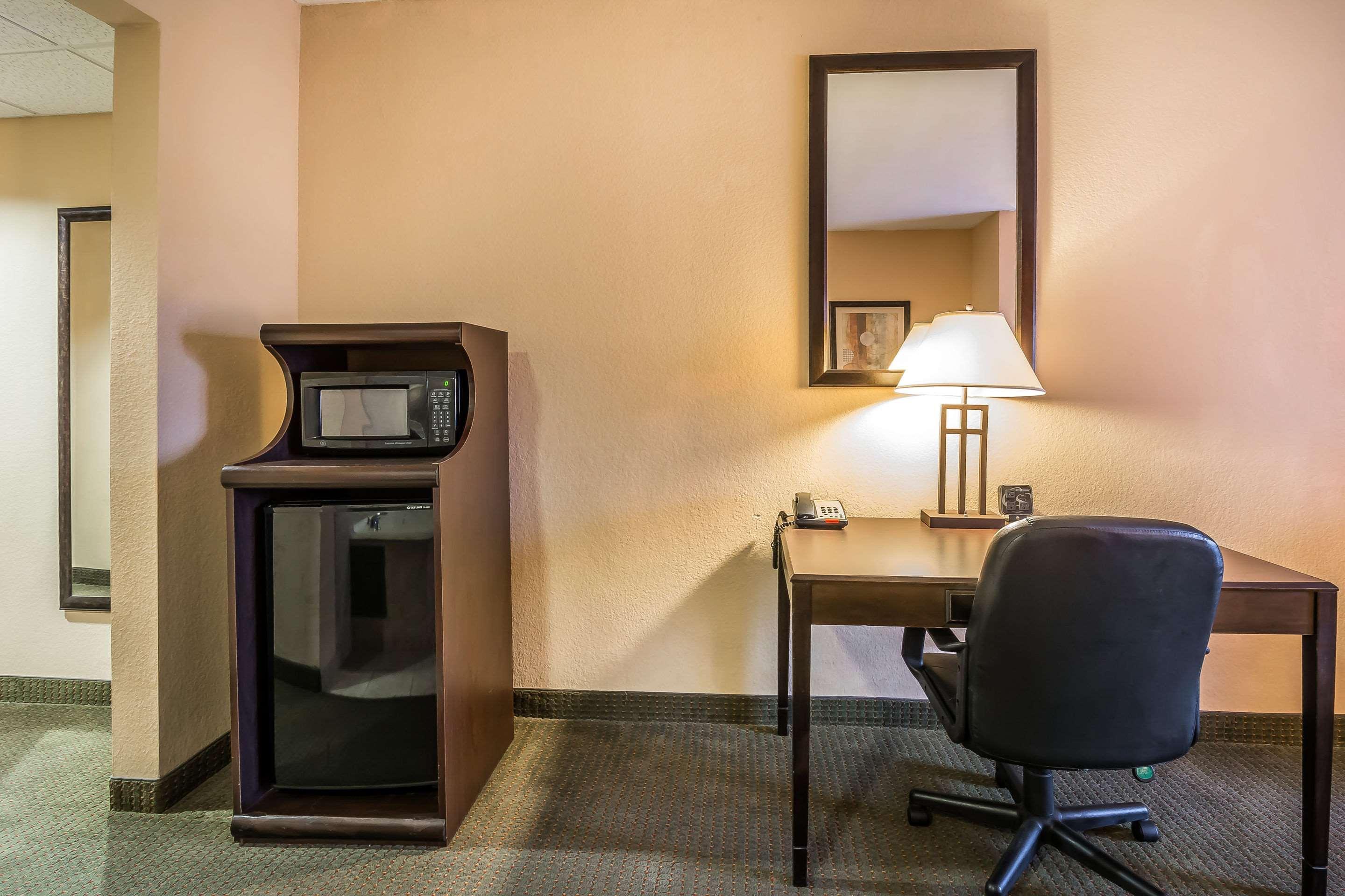 Comfort Suites West Джексонвілл Екстер'єр фото