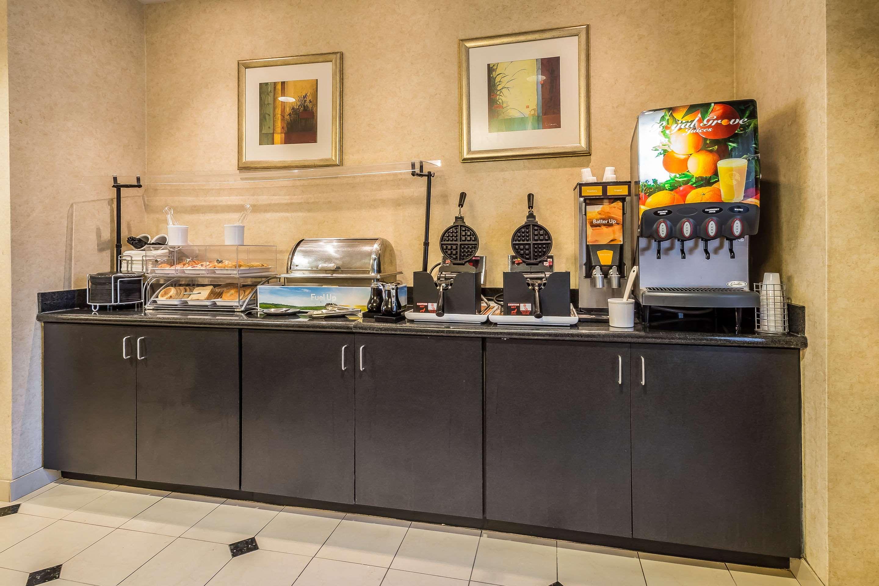 Comfort Suites West Джексонвілл Екстер'єр фото