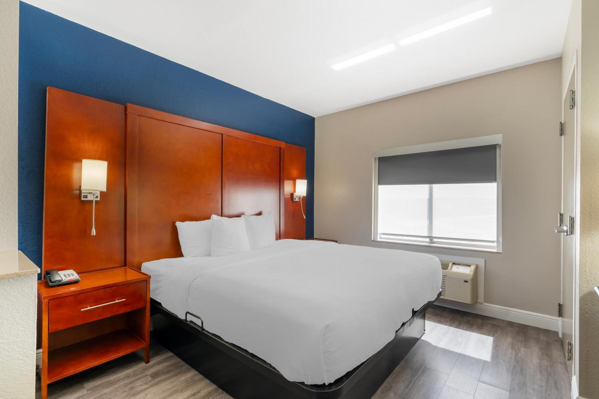Comfort Suites West Джексонвілл Екстер'єр фото